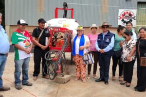 Entrega de semillas y fertilizantes para la reactivación algodonera