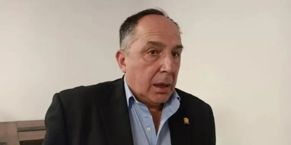 Fallece el diputado Gustavo Aliaga