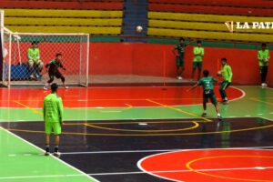 Selecciones de Bolivia en futsal se preparan en Oruro