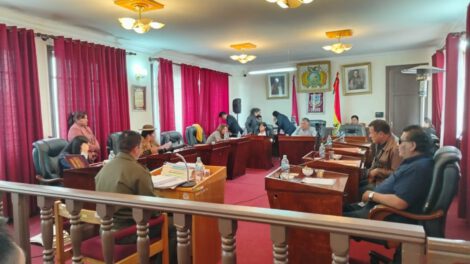 Interpelación a funcionarios del GAMO sobre control de eventos masivos de menores