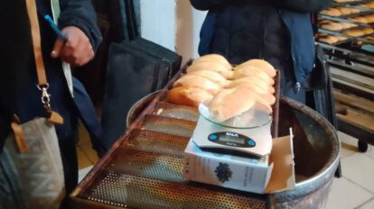 Clausuran panadería Oruro tras encontrar heces de ratón en harina