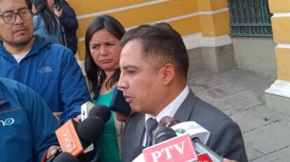 Astorga afirma que el MAS usa el cuarto intermedio para comprar votos
