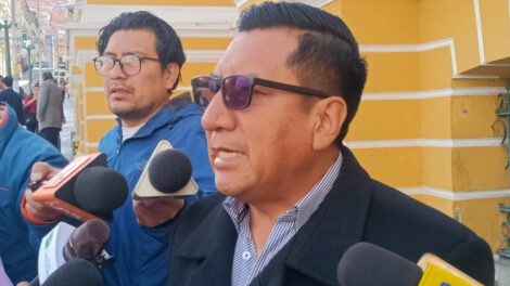 Ley de amnistía defendida por el diputado Freddy Mamani