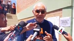 Carlos Mesa reformas urgentes tras votar en el balotaje