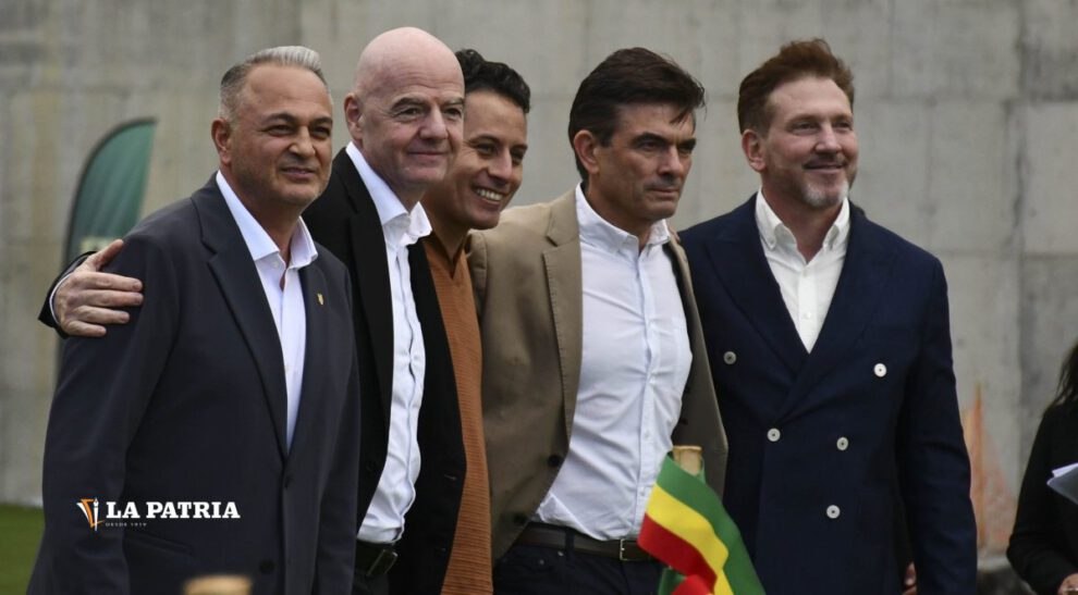 Fernando Costa pide leyes para el deporte durante la inauguración simbólica