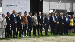 Mundial en Bolivia con Gianni Infantino en la inauguración de la Casa de la Verde
