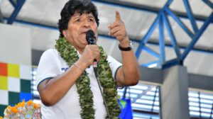 Evo Morales trata de personas