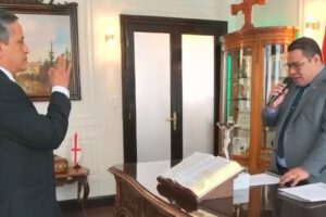 Nuevo fiscal departamental de Tarija, José Ernesto Mogro asume el cargo