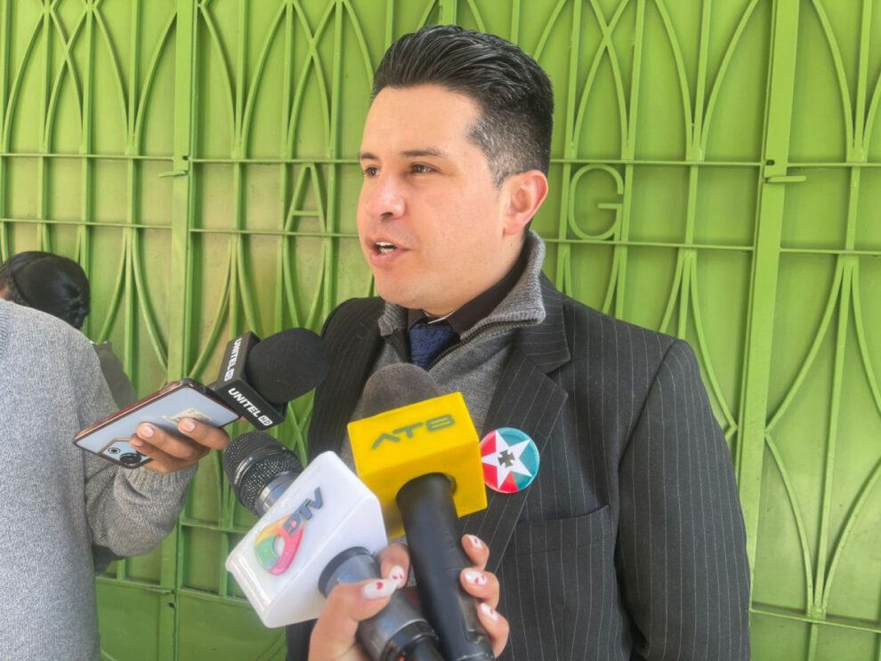 Transparencia de las elecciones defendida por Manolo Rojas