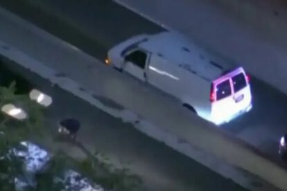Hombre atropellado en Los Ángeles tras huir de la Policía