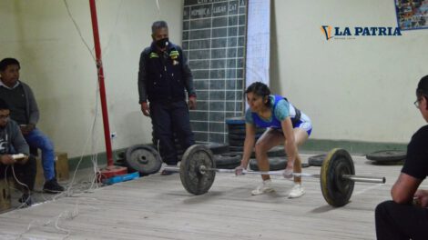 Torneo nacional de powerlifting en Oruro