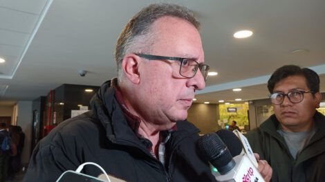 Caso Botrading y la advertencia de Carlos Alarcón sobre crisis en Bolivia