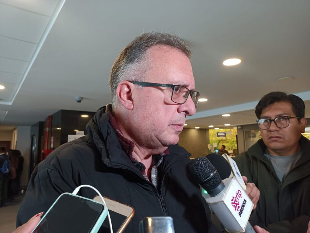 Caso Botrading y la advertencia de Carlos Alarcón sobre crisis en Bolivia