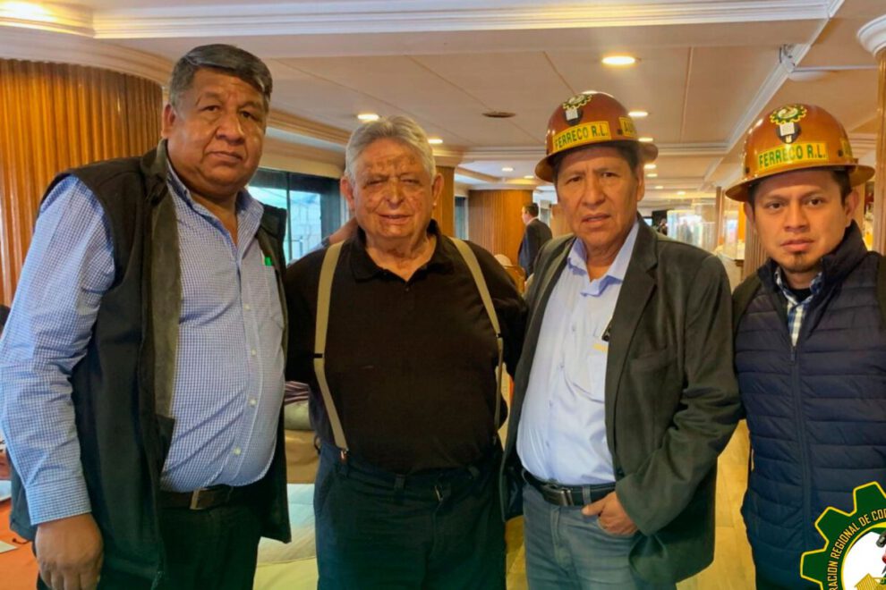 Ferreco apoya a Paz y Lara en conferencia de prensa