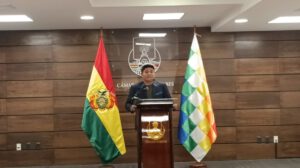 Senador Leonardo Loza expresa preocupación sobre la soberanía nacional