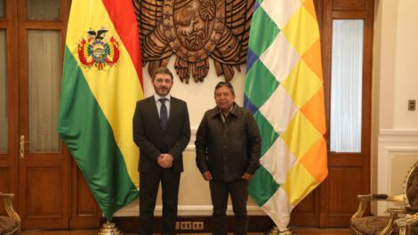 Francia y Bolivia fortalecen su agenda por la vida y el desarrollo sostenible