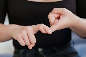 Lengua de Señas Boliviana como idioma oficial del Estado