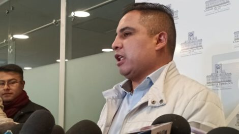 Irregularidades en licitaciones de la Caja Nacional de Salud