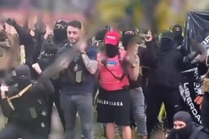 Sebastián Marset en el video donde reaparece armado