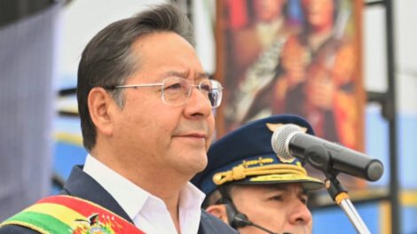 Aprobación de créditos por Arce en el aniversario de la FAB