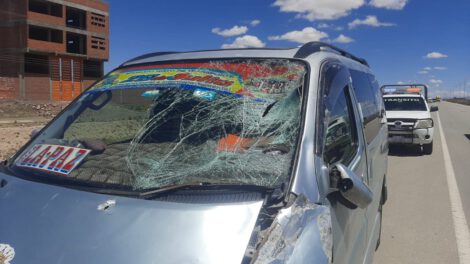 Colisión de moto y surubí en Oruro-La Paz