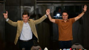 Entrega de credenciales en Sucre
