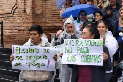 Protesta de FESIRMES por falta de pagos en hospitales de Santa Cruz