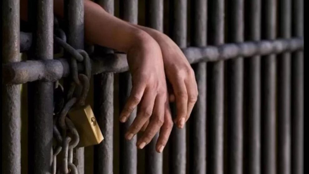 Cochabamba joven aprehendido por asfixiar a su bebé