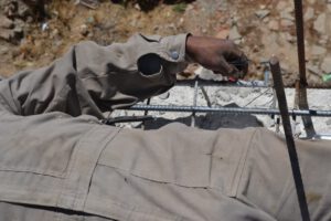 Albañil muere tras caer en Villa Fátima