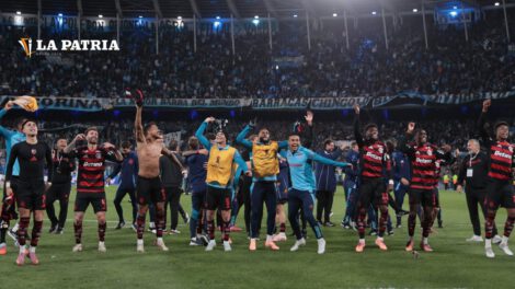 Festejo de los jugadores de Flamengo luego de obtener la clasificación