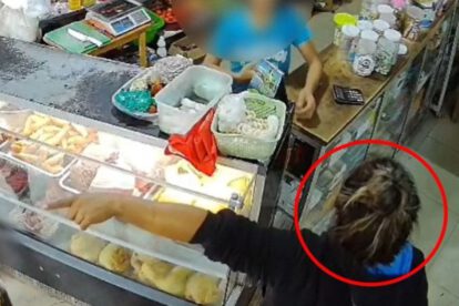Mujer que golpeó a niño en Santa Cruz