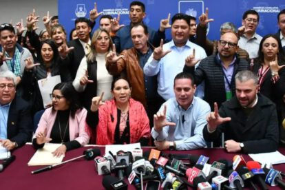 Pacto político propuesto por la Alianza Libre para superar la crisis política
