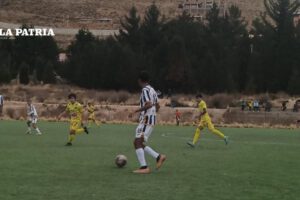 Oruro Royal Club asciende a la segunda casilla en la tabla