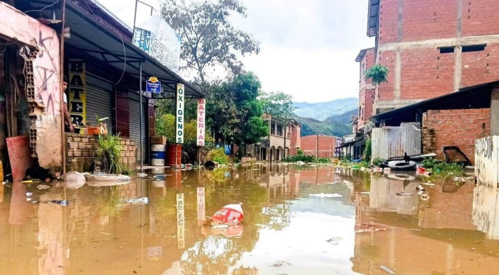 Inundaciones en Bolivia afectando a más de 2000 familias