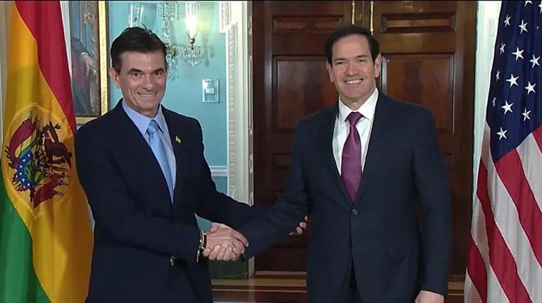 Rodrigo Paz ayuda internacional