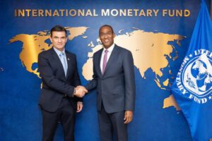 FMI apoya a Bolivia tras reunión con Rodrigo Paz