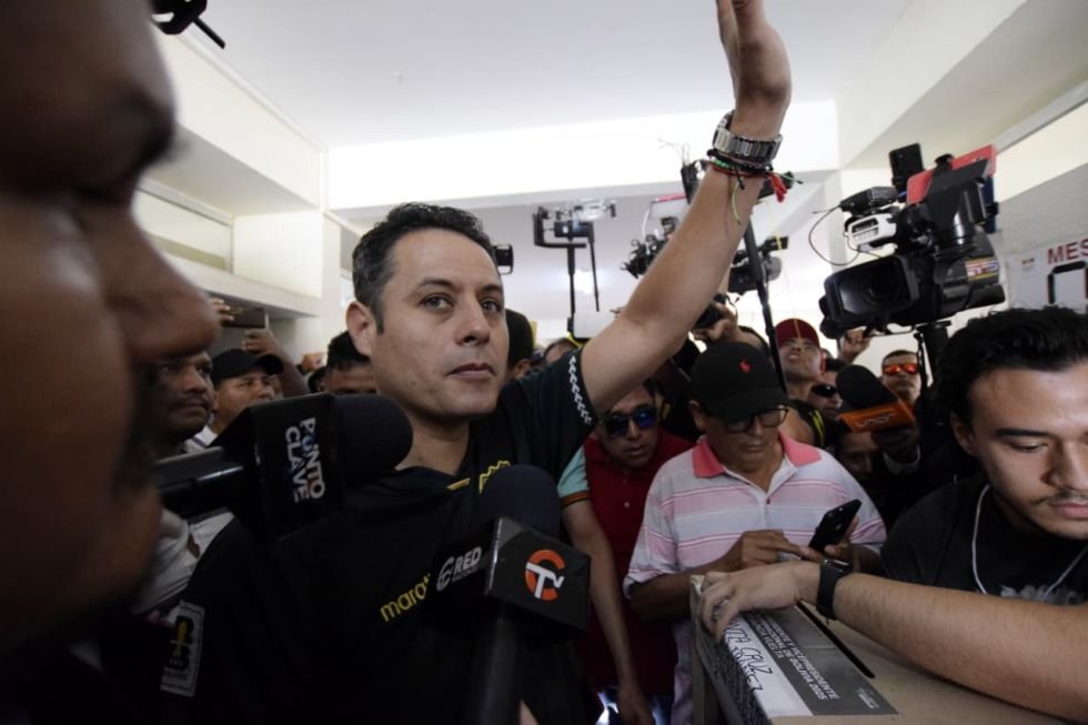 Decreto del bono navideño en Bolivia