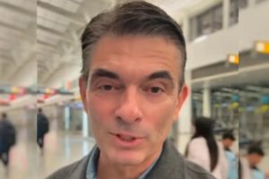 Rodrigo Paz retorna a Bolivia tras visita a Estados Unidos