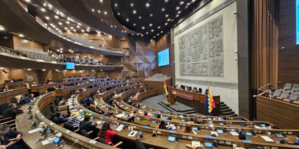 Ley de Diferimiento de Créditos en la Cámara de Diputados