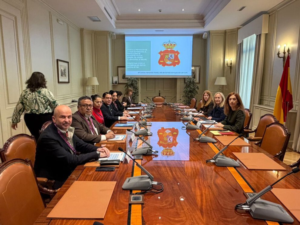 Fiscal General de Bolivia en el Intercambio Internacional de Experiencias