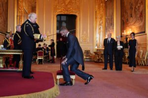 David Beckham nombrado caballero por el rey Carlos III