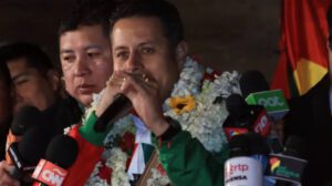 Edmand Lara solicita usar uniforme de la Policía Boliviana