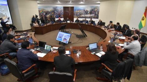 Renuncia colectiva ministros Luis Arce