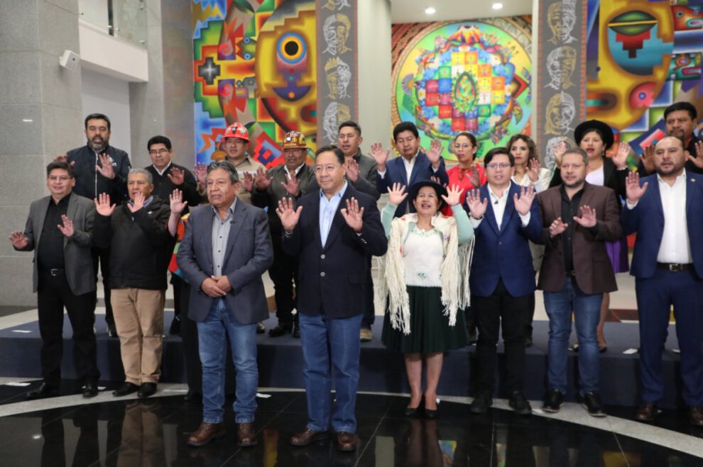 Luis Arce se despide de la Presidencia reconociendo logros y errores en su gestión