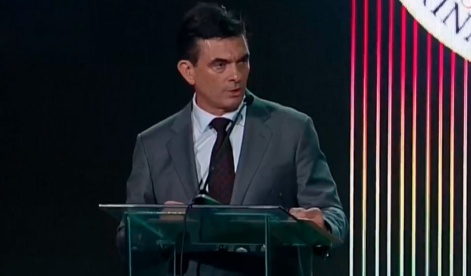 Rodrigo Paz advierte sobre procesos penales por obstaculización en la llegada de combustibles