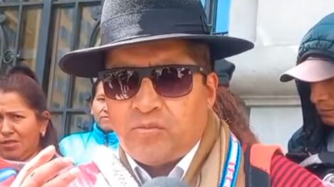 Campesinos de La Paz exigen ministerios al Presidente electo Rodrigo Paz