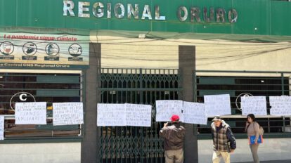 Jubilados exigen cambios en la Caja Nacional de Salud