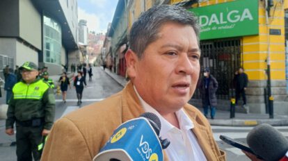 Eliminación de ministerios por el diputado Ruddy Pantaleón