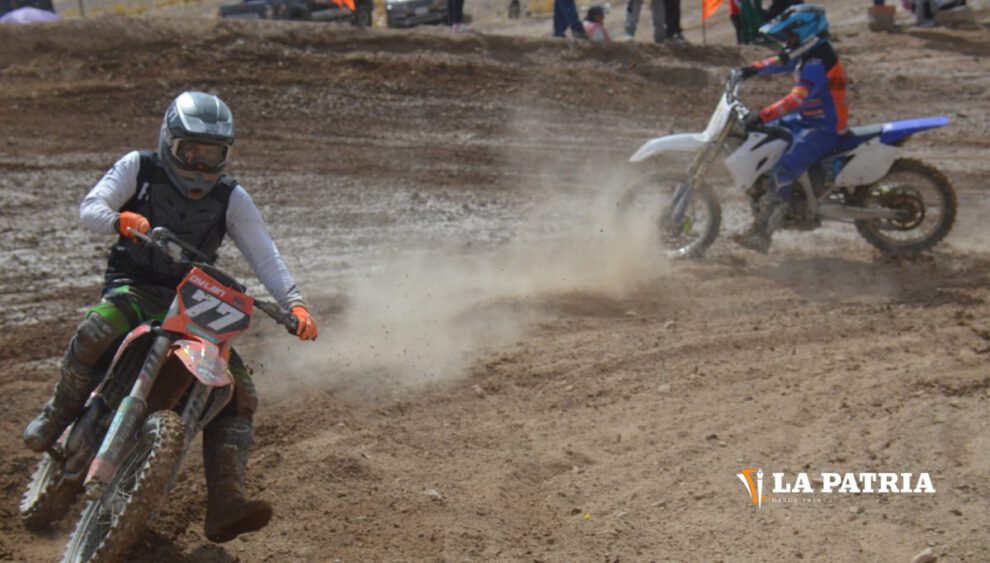 Motociclismo departamental en Oruro