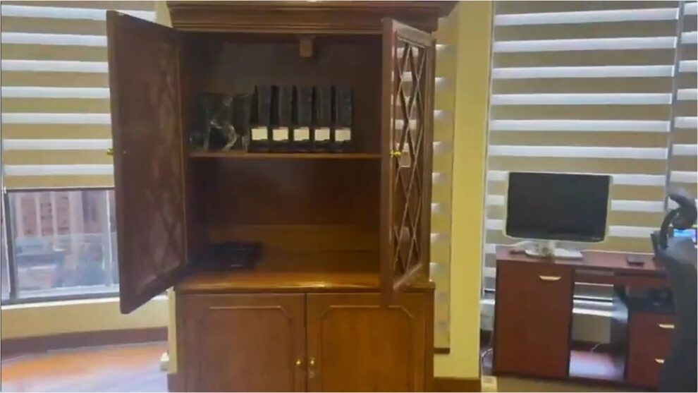 Denuncia de oficinas vacías en el Ministerio de Economía